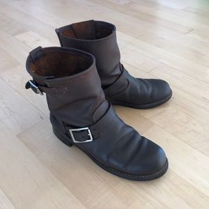 Red Wing Women's Heritage Engineer Boots, Size 7.5
